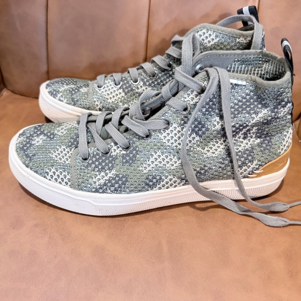 Toms Gray and White High-Top Sneakers